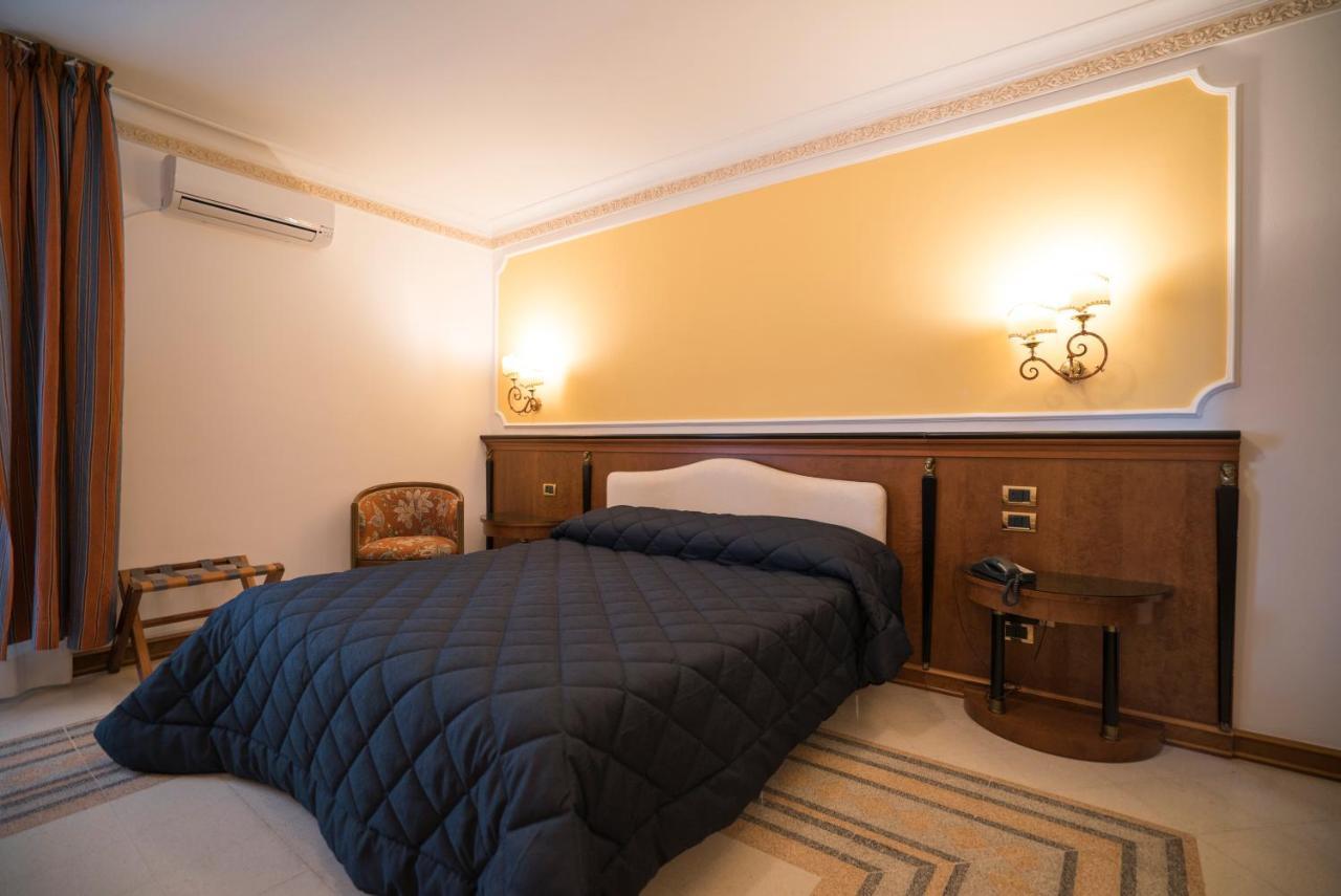 Hotel Capital Campagna Extérieur photo